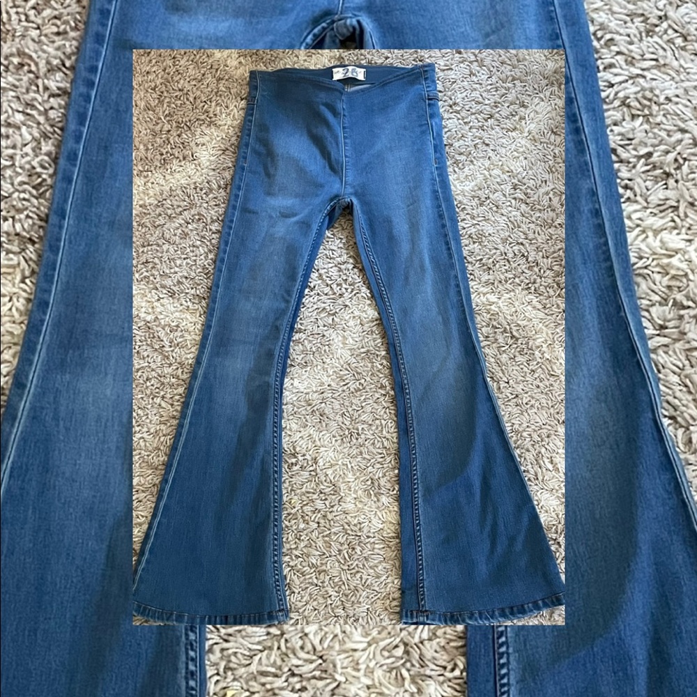 COPY - FREE PEOPLE FLARE JEANS